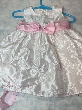 La Princess White Satin Dress with Pink Bow Accent